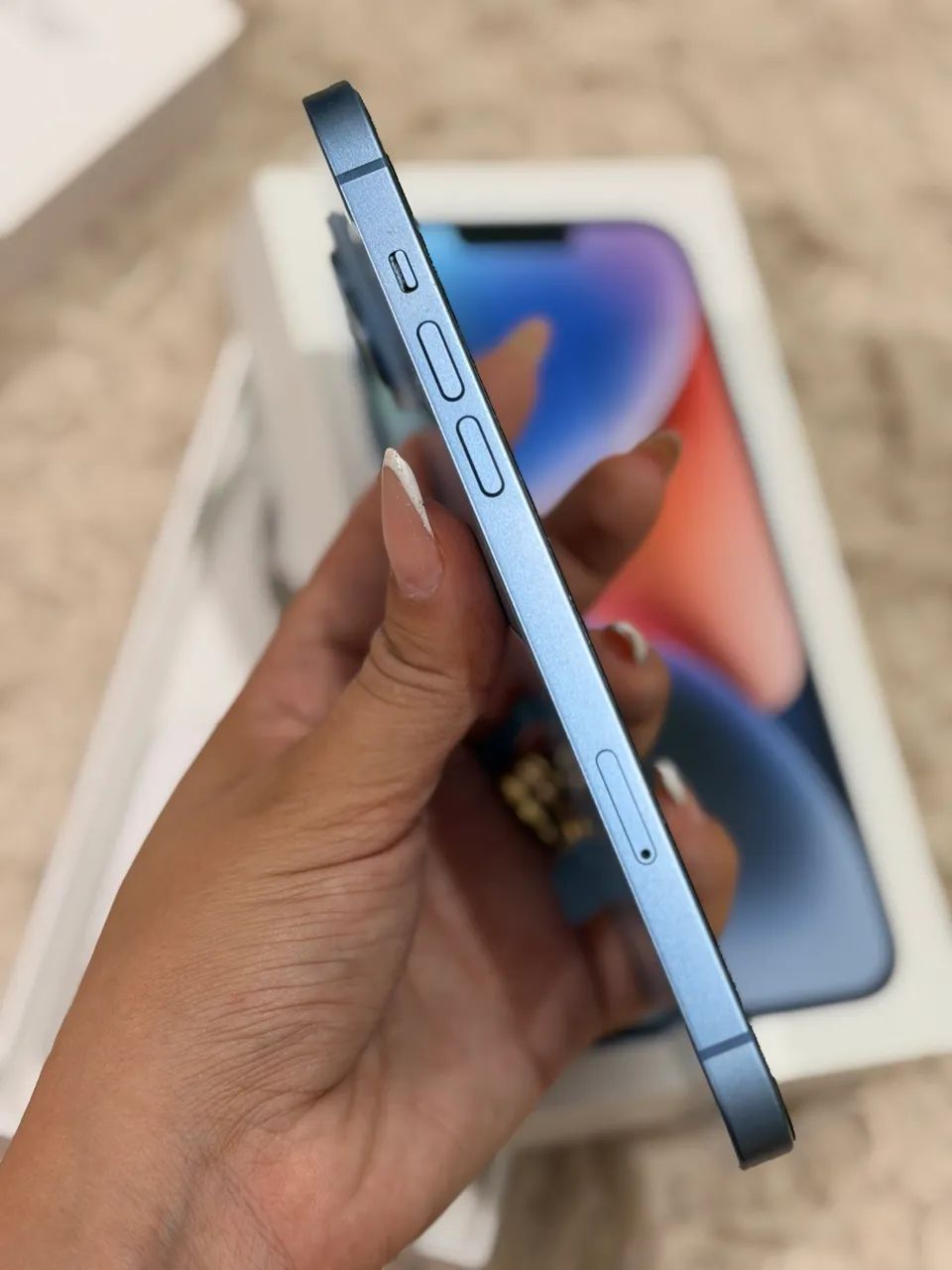 iPhone 14 Plus 256g semi novo com caixa - Foto 5