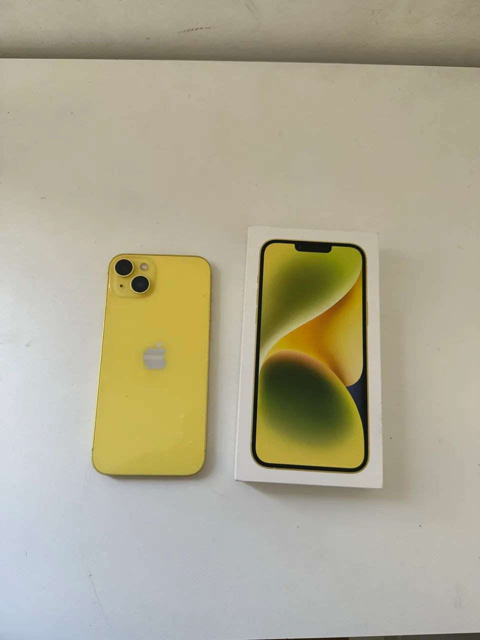 iPhone 14Plusイエロー128GB Apple iPhone 14 Plus (128 GB) – Amarelo | Amazon.com.br