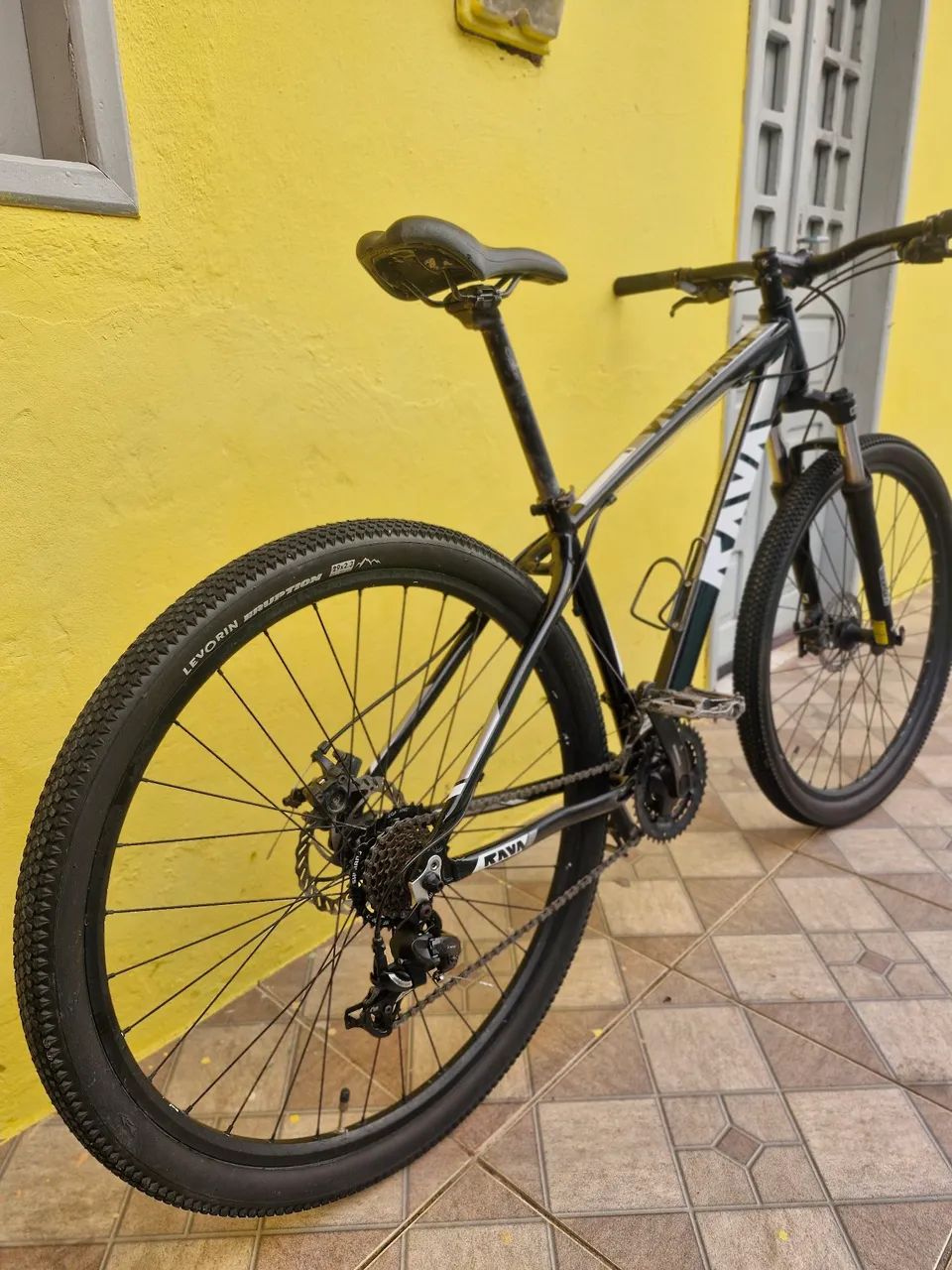 Bicicleta Rava Vulcano aro 29 - Foto 5