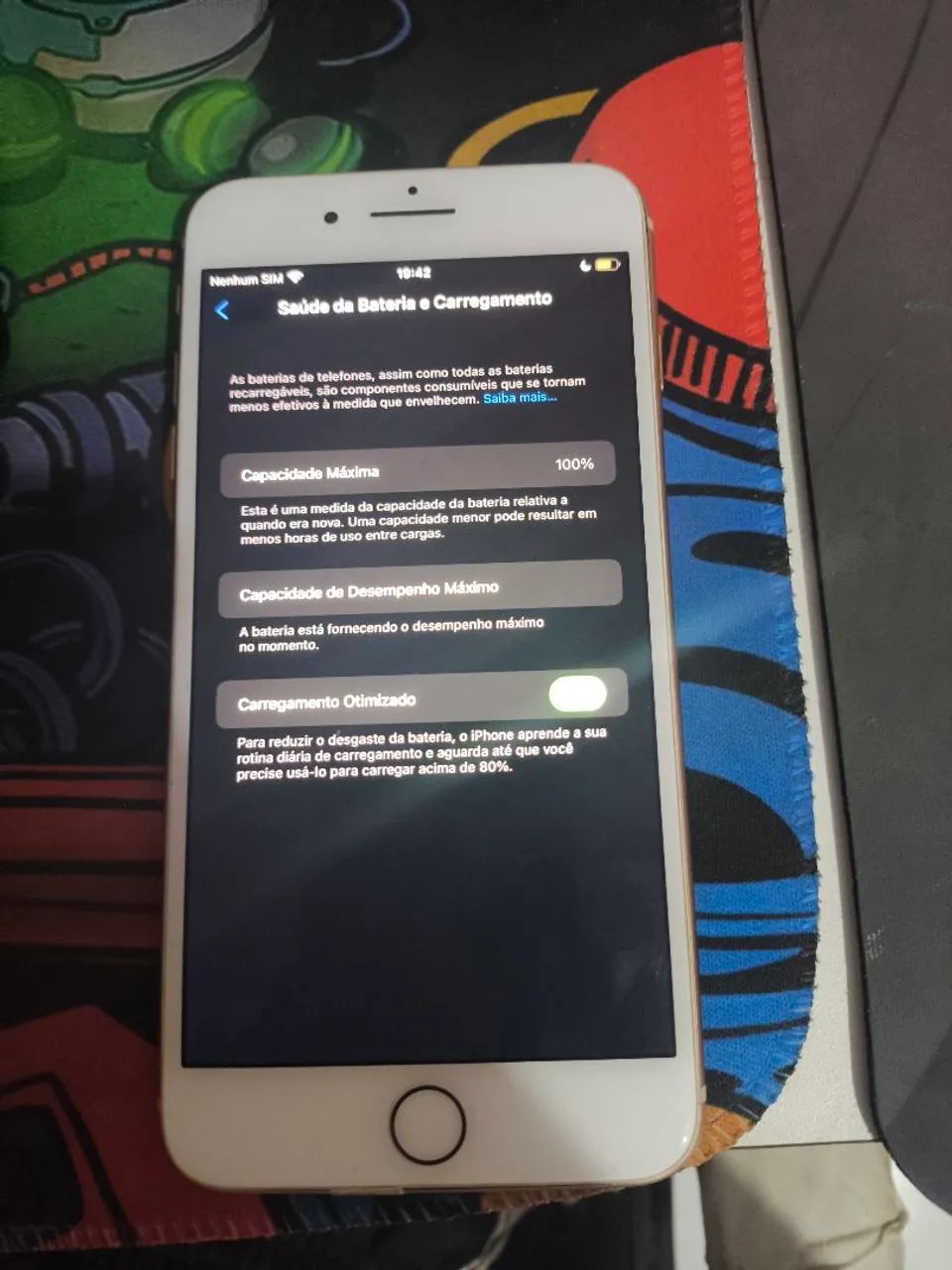 Celular iPhone 8 plus , funciona tudo , bateira 100% - Foto 3