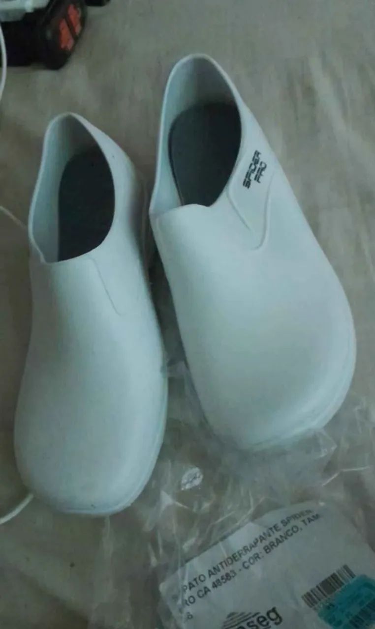 Sapato de enfermagem novo - Foto 4