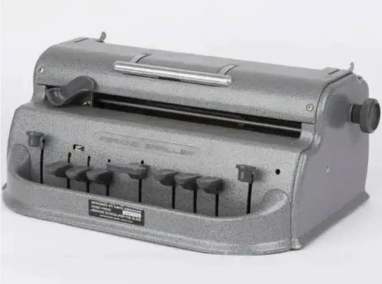 Máquina braille Perkins 65137830973059121