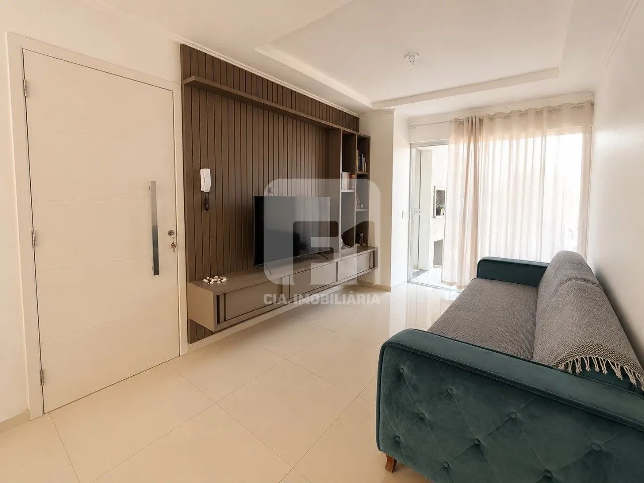Apartamento de 2 dormitórios à venda no Campeche