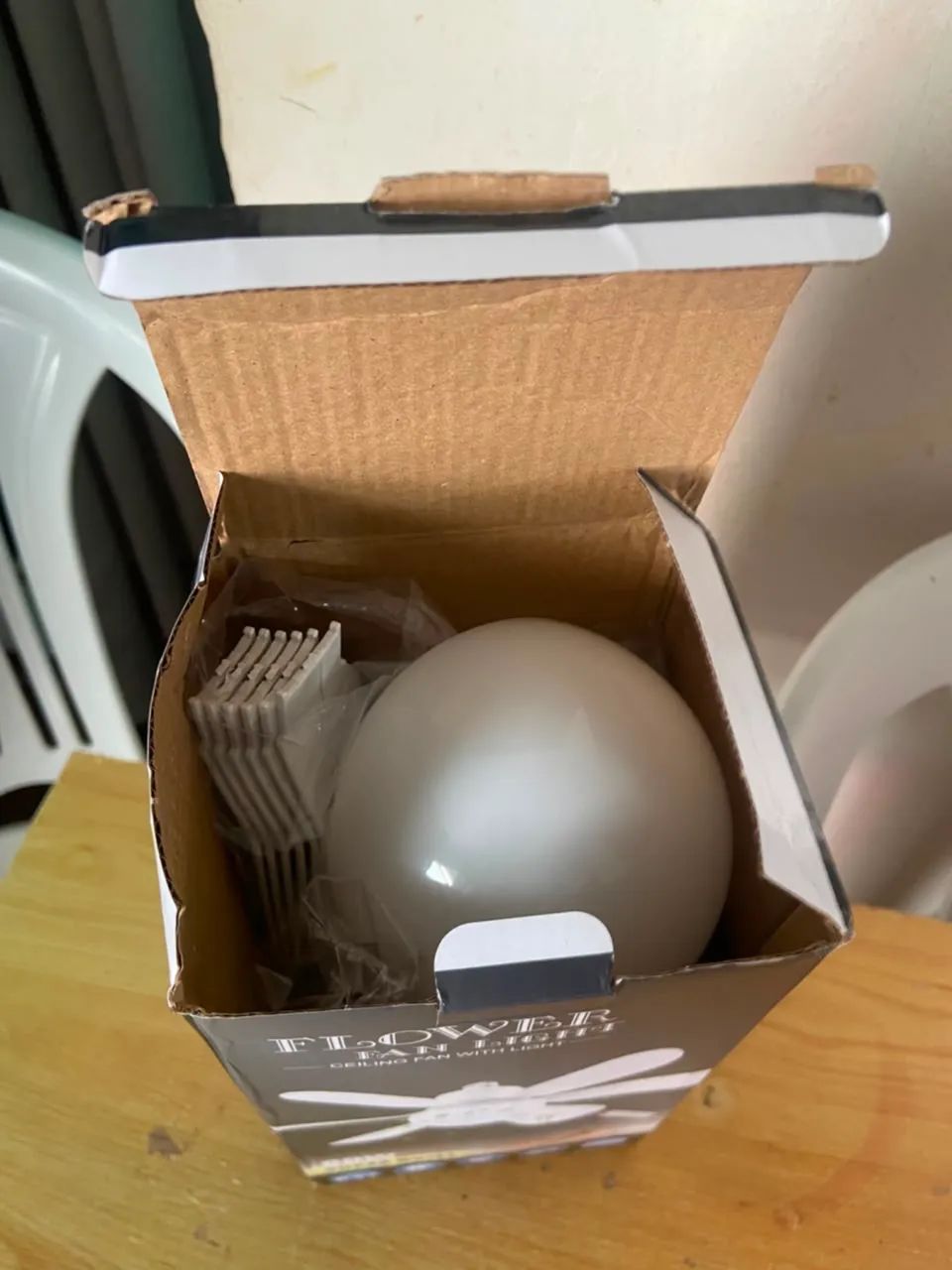 Ventilador de teto portátil com luminária  - Foto 2
