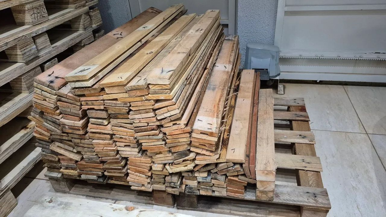 Ripas de pallets medidas a partir de 0.80 centímetros, 1mt é 1.20mt, entregamos. 
