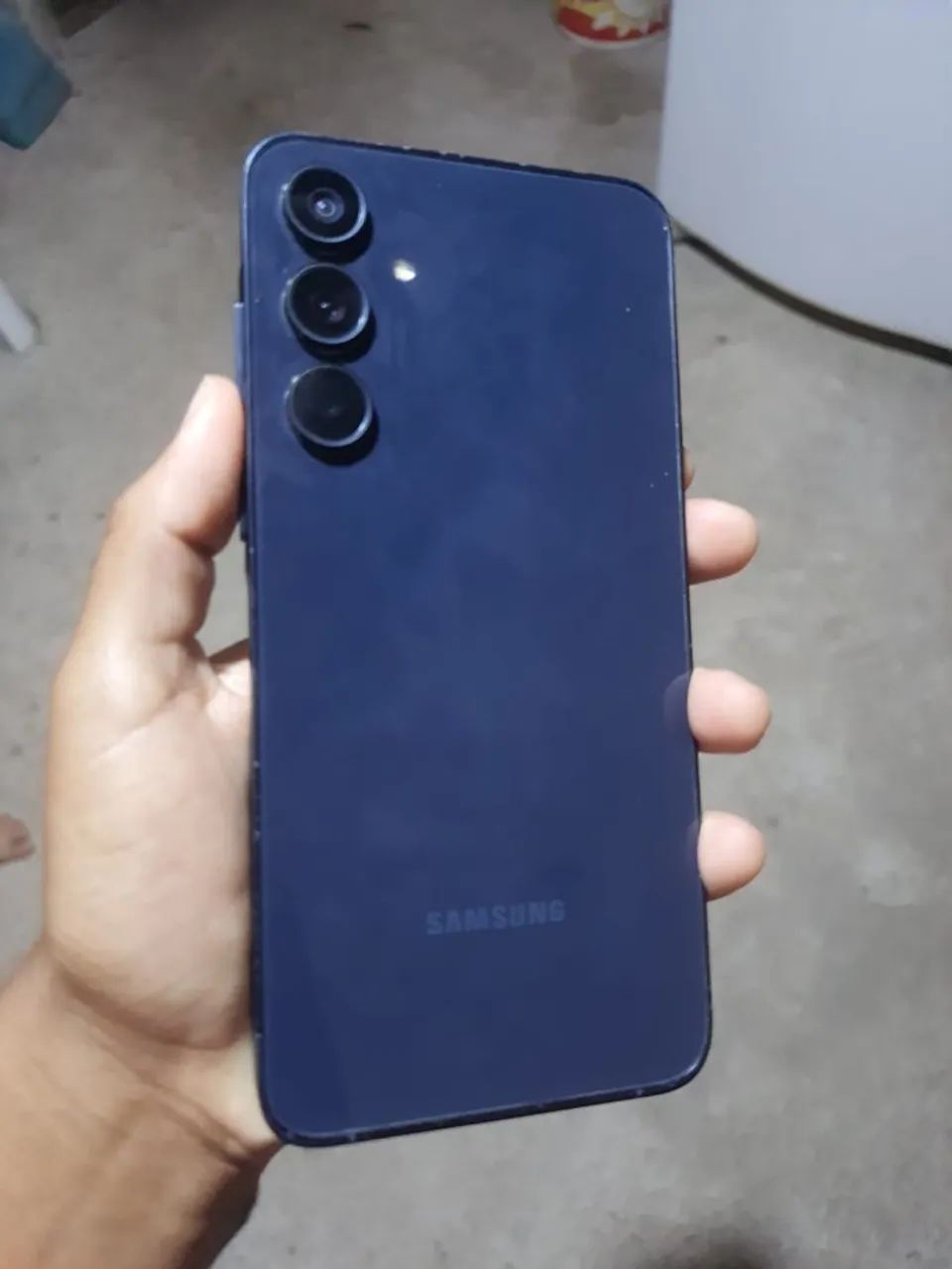 VENDO OU TROCO ESSE SAMSUNG A55 FUNCIONANDO PERFEITAMENTE - Foto 2