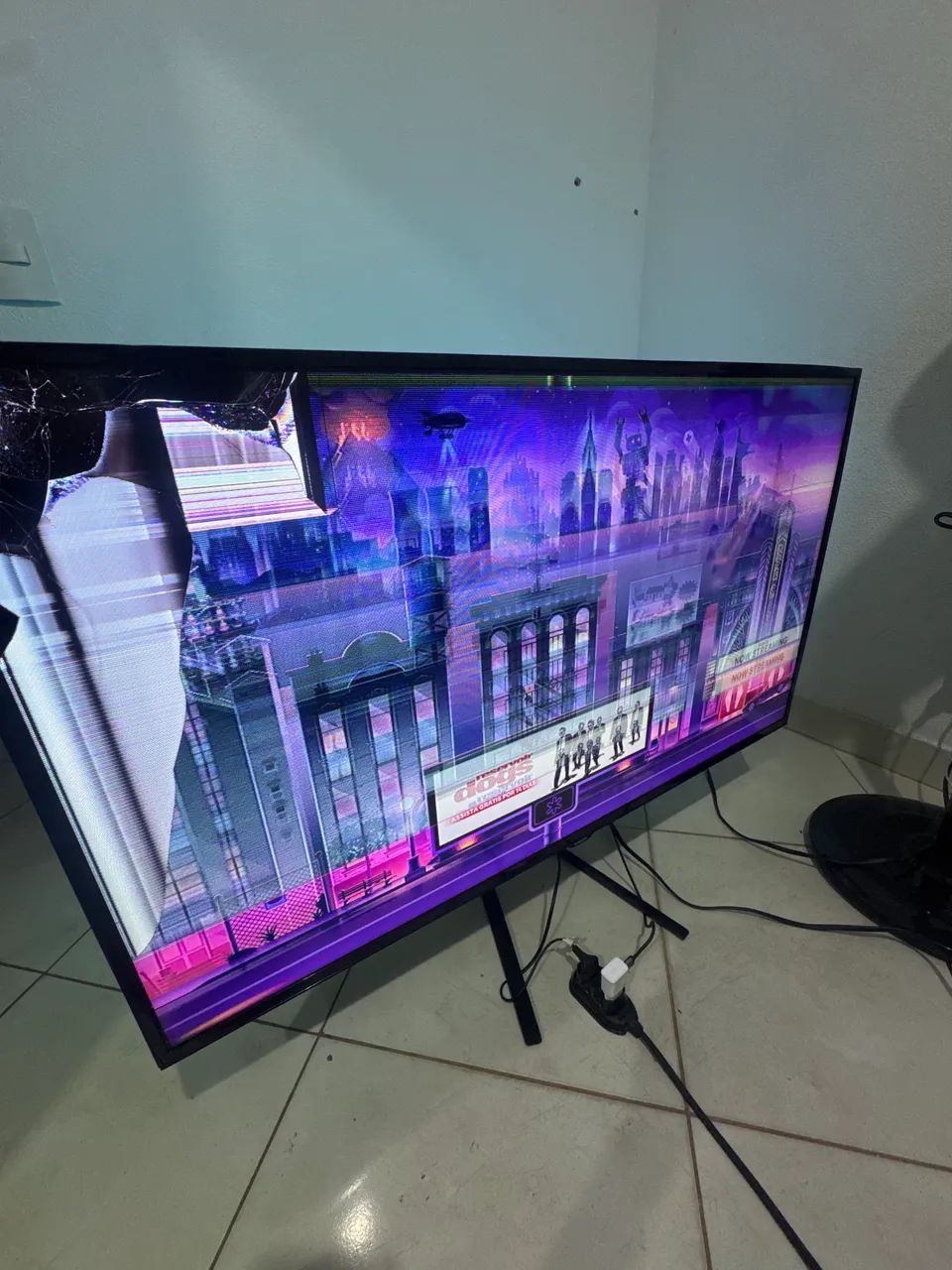 TV SAMSUMG 48 POLEGADAS TRINCADA