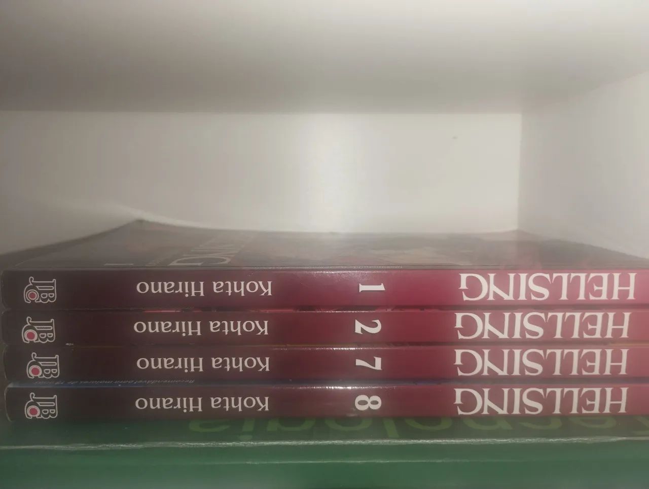 Mangá Hellsing - preço unitário 