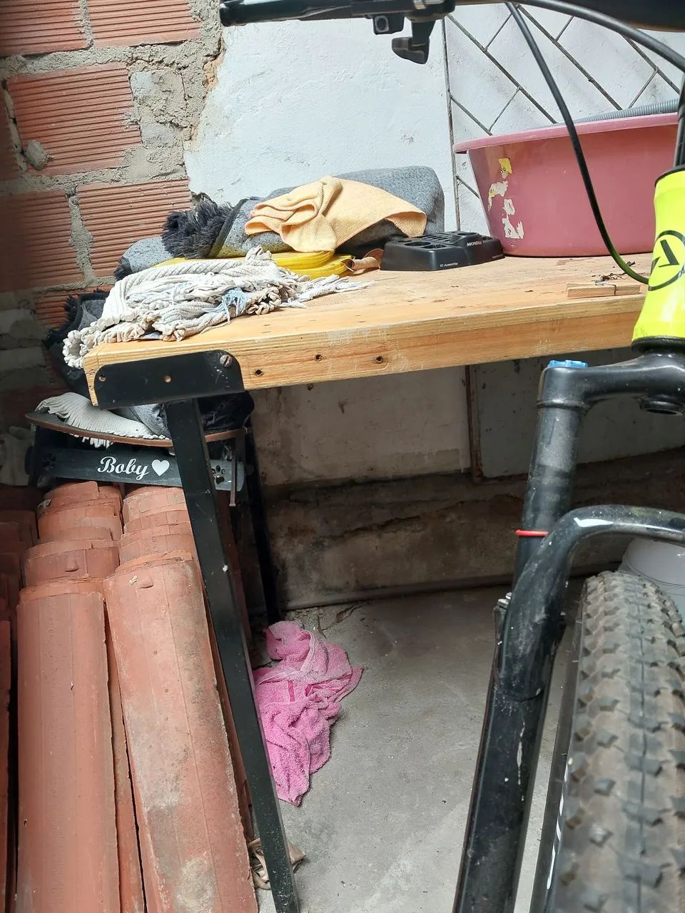 Banco de madeira e mesa - Foto 3