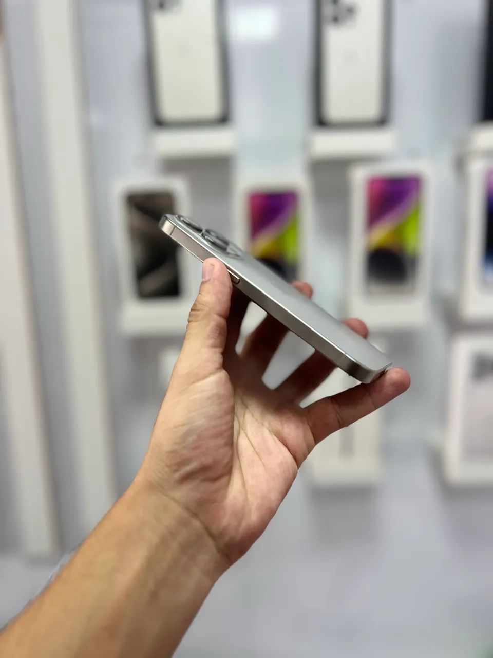 iPhone 15 Pro - 128GB ( Seminovo )  - Foto 2