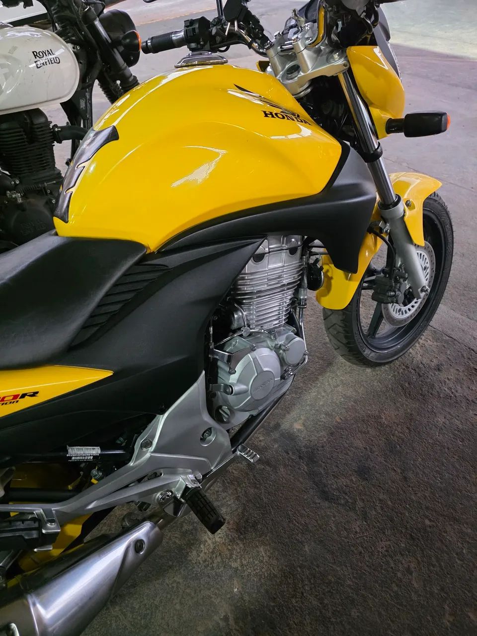 Cb 300r muito conservada  - Foto 5