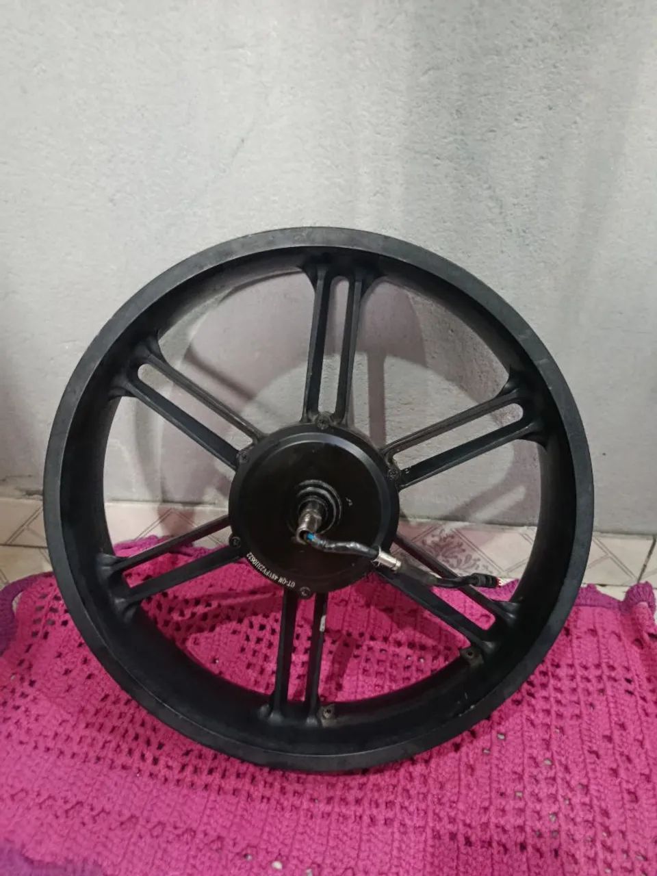 Motor com a roda 750 watts potência