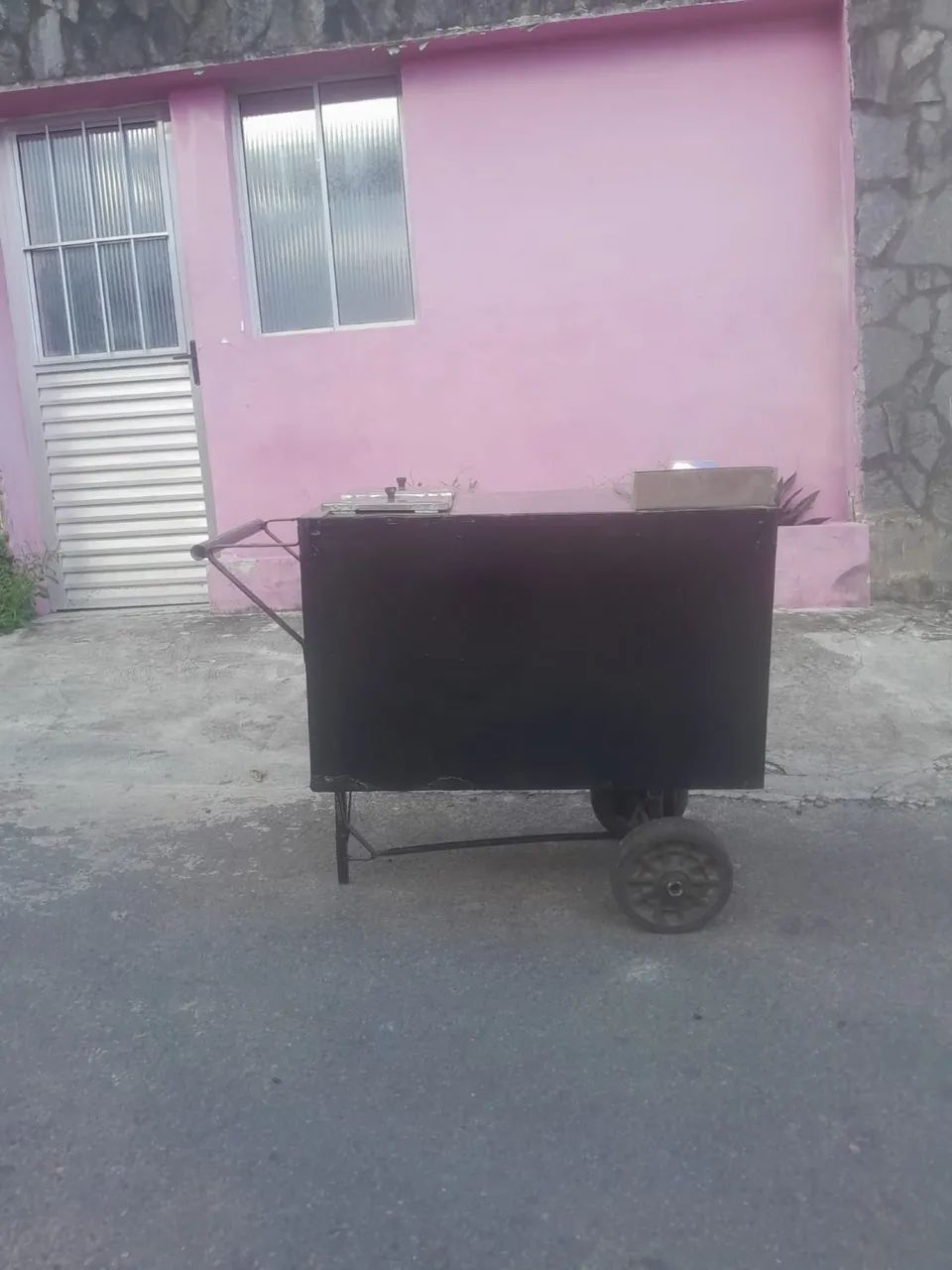 VENDE-SE CARRINHO DE LANCHE - Foto 2