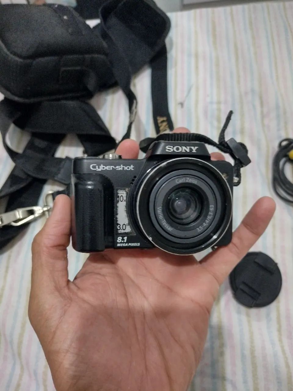 Câmera Sony cyber shot 8.1. ZAP *66 - Câmeras e Filmadoras - Alto