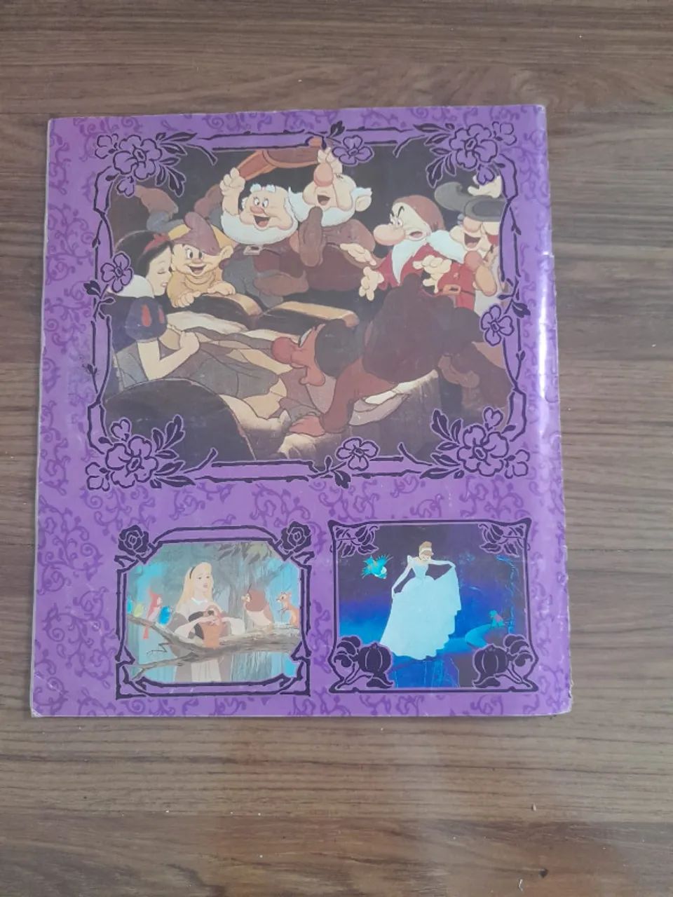 Álbum de Figurinhas Princesas 1995 - Foto 2