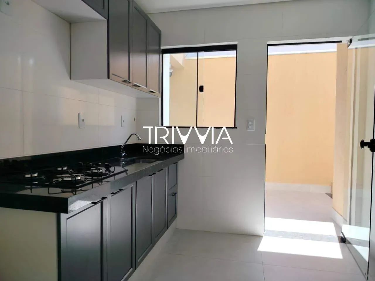 Casa no Laranjeiras  4 quartos, suíte master e 4 vagas - Foto 5
