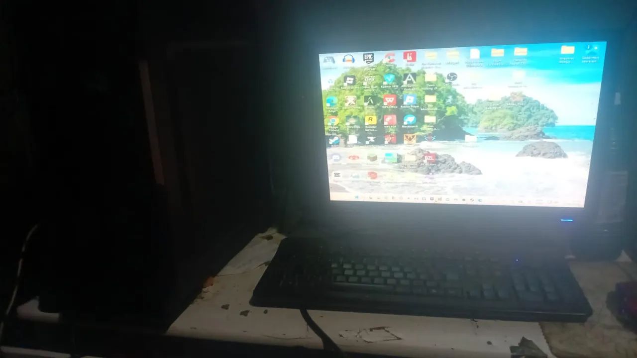 Vendo pc gamer semi novo