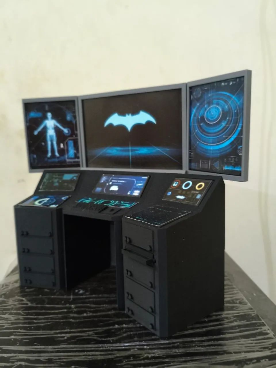 BATCOMPUTADOR ESCALA 1/12 - Foto 2