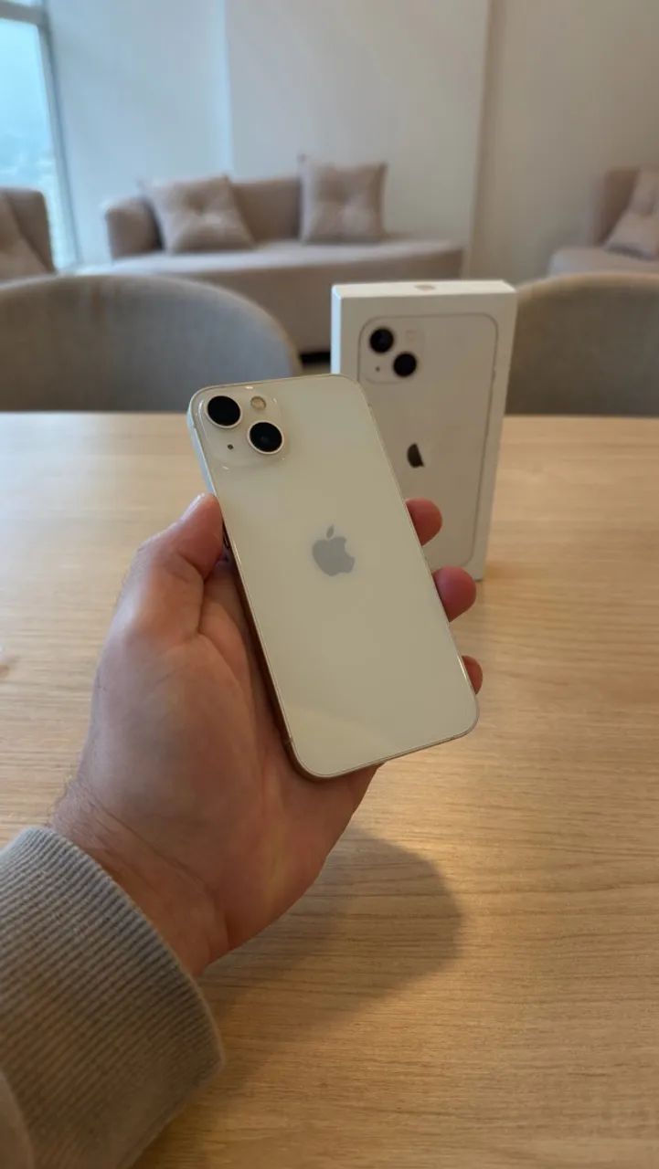 iPhone 13 128gb Branco com a caixa 