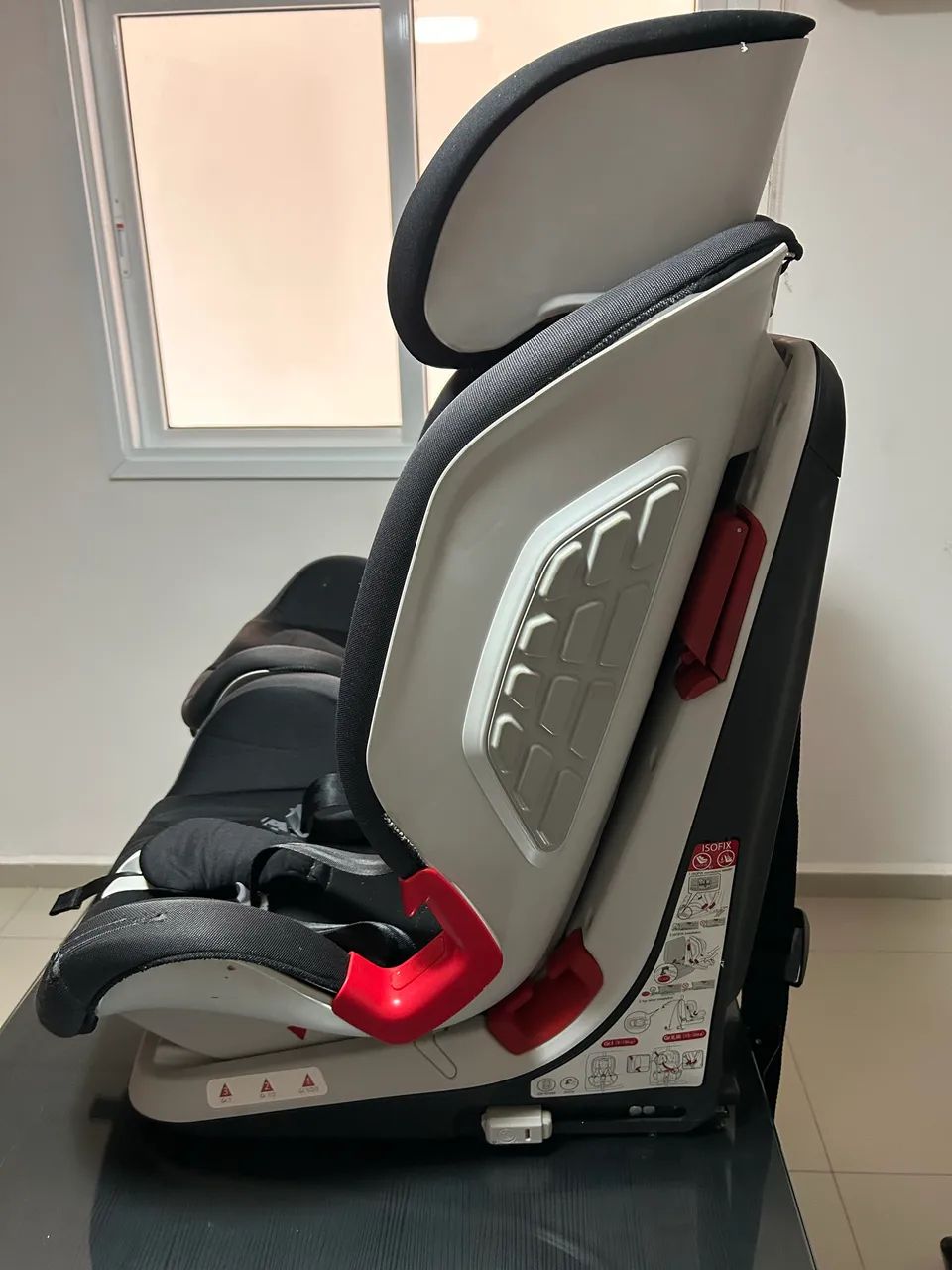 Uma Cadeirinha para carro Chicco - Foto 5