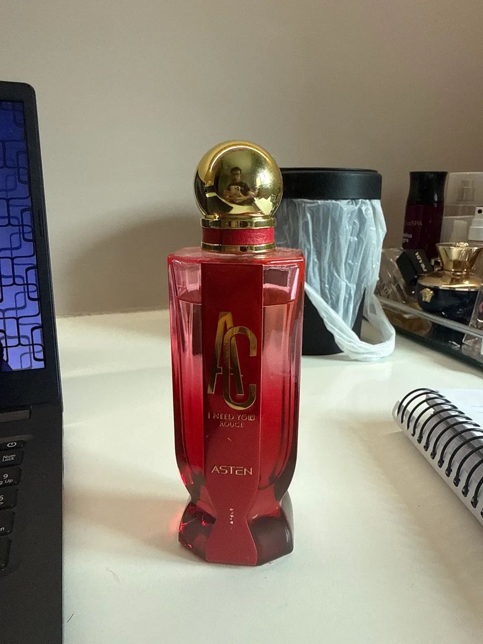 PERFUME I NEED YOU ROUGE