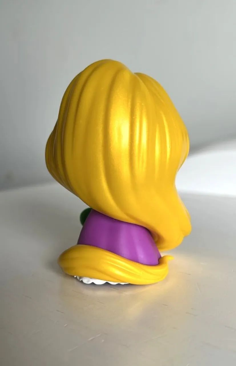 miniatura rapunzel pop mart com pascal - Foto 2