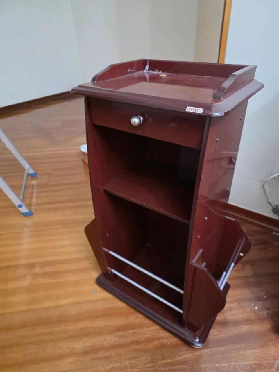 rack TV para Sala + 2 mesas e revistaria - Foto 3