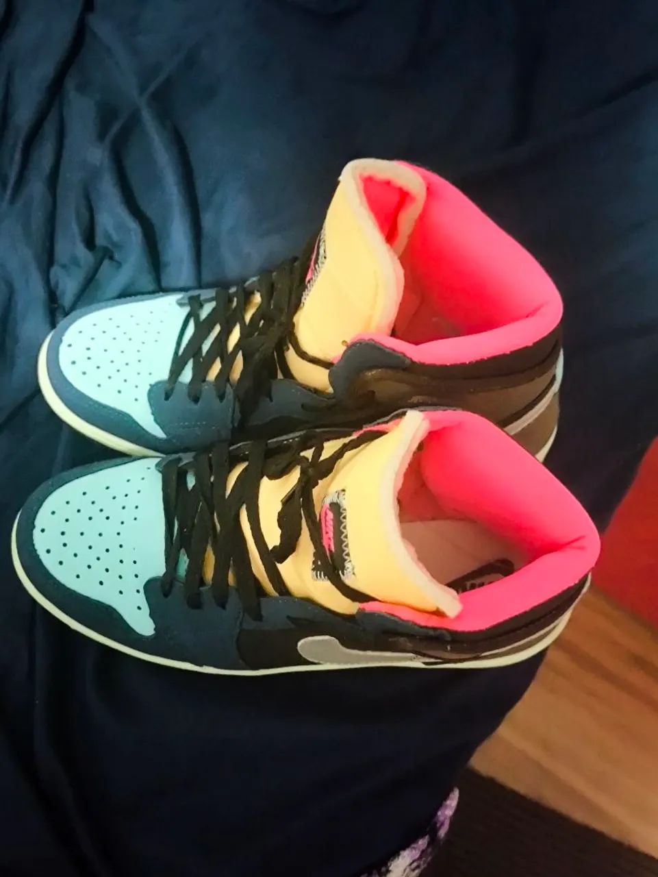 Vendo  o Air Jordan 1 High OG ?Bio Hack usado  - Foto 2