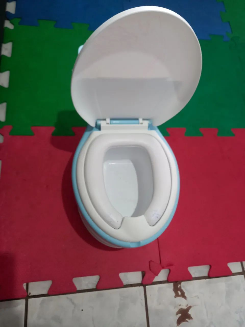 Troninho  infantil estilo vaso santário - Foto 2