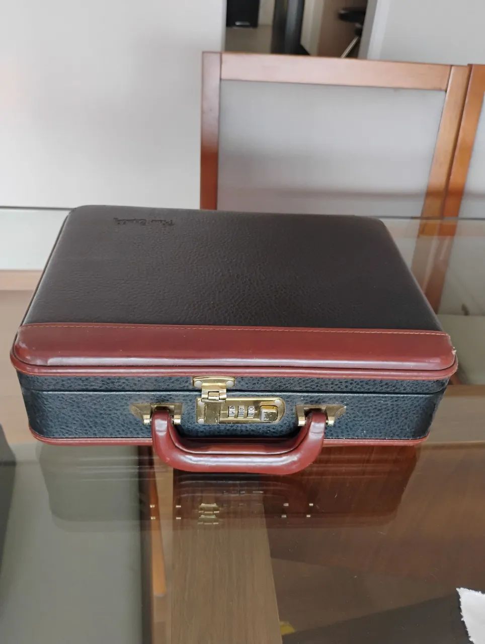 Maleta médica clássica Pierre Cardin