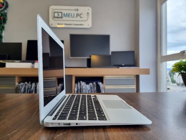 Notebook Apple MacbBook Air 2015 - Core i5 | 128GB SSD | 4GB DDR3 | 13,3" - Foto 4