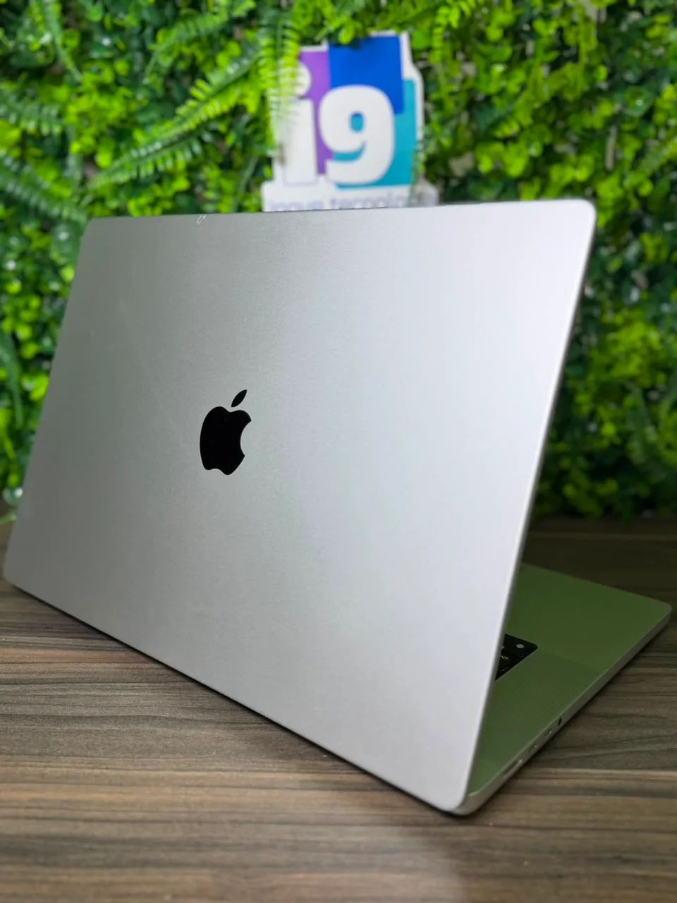 MacBook Pro 2023 A2780 Cor Silver M2 Pro 16GB 512GB SSD 256 ciclos