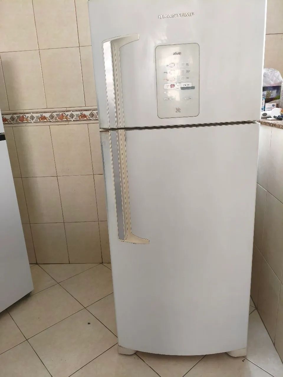 Geladeira Brastemp brm48nb 