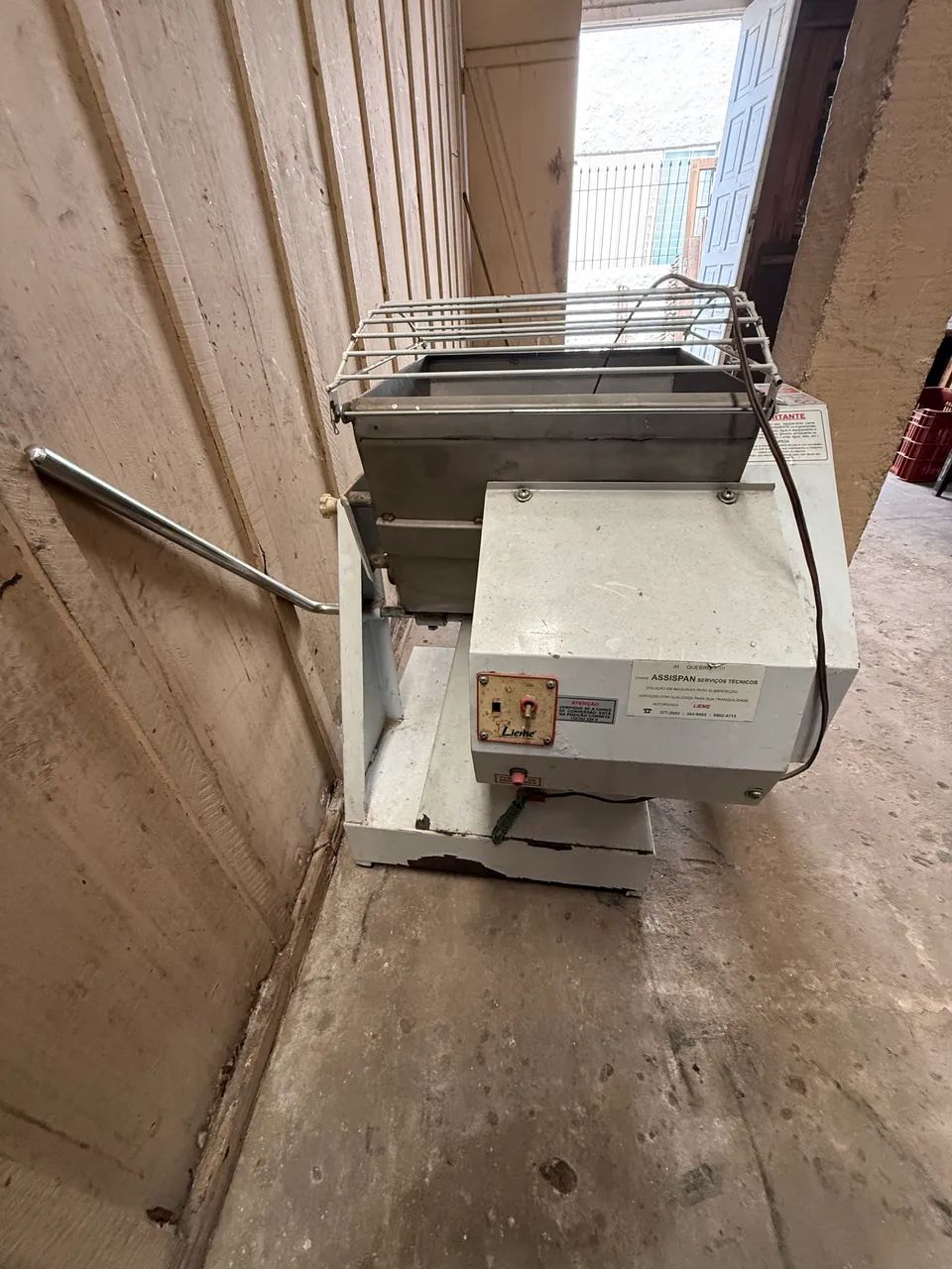 Amassadeira Industrial Lieme MBI-25 Inox - 25kg - Padaria / Pizzaria