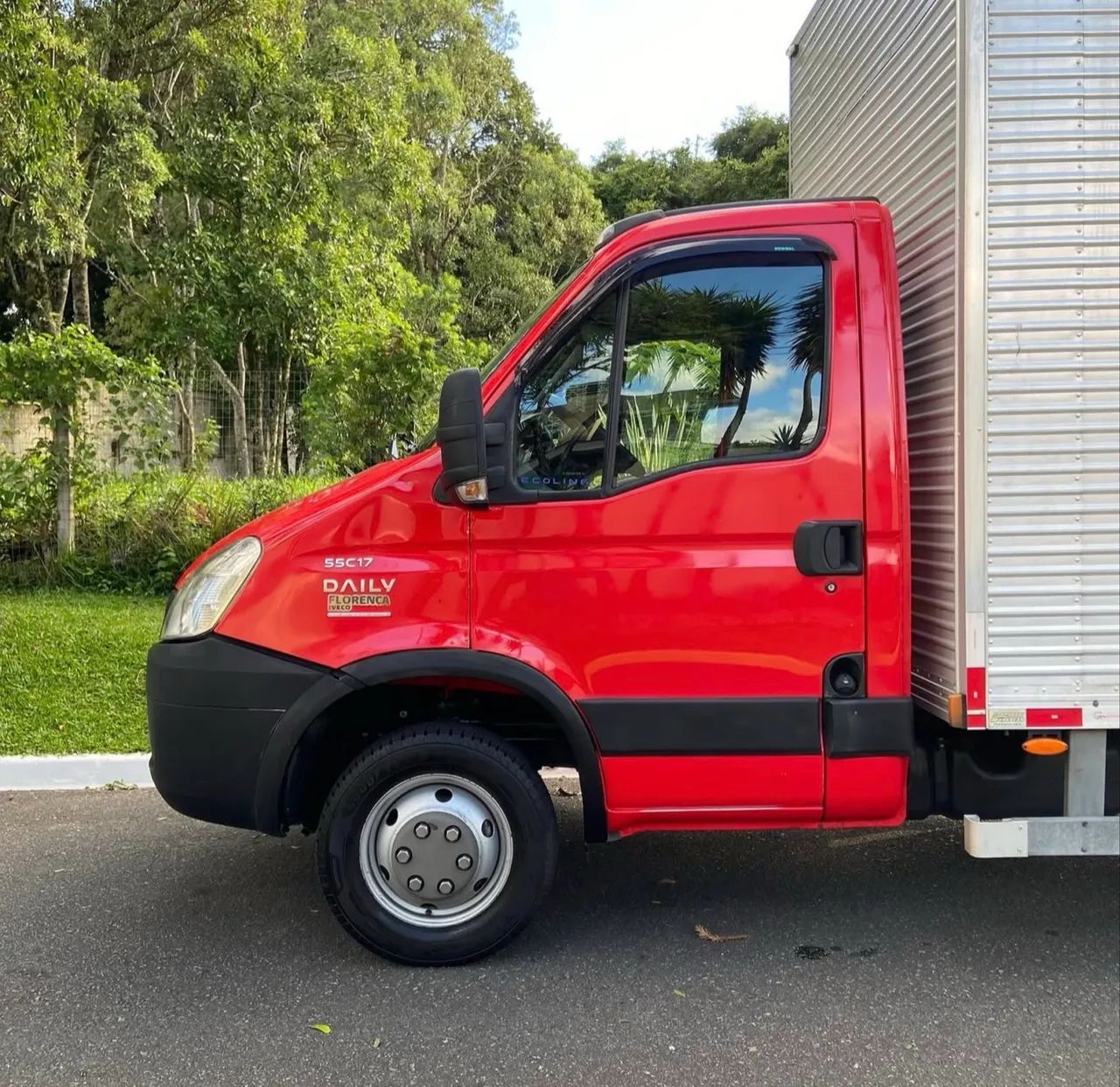 Iveco Daily  Baú  - Foto 3
