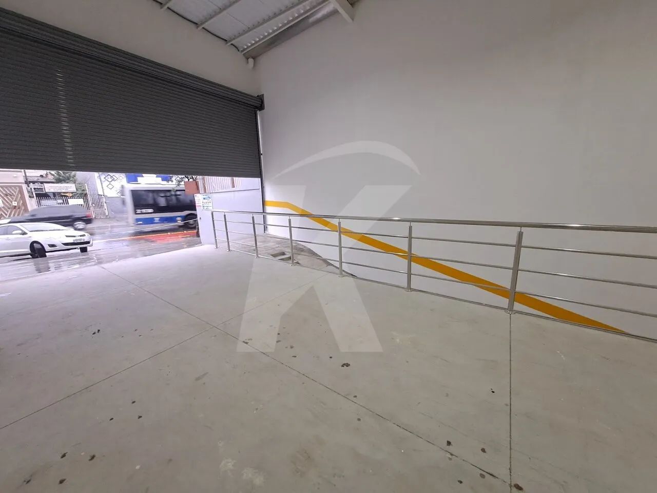 Galpão com 460 M ² com 1 banheiro - Foto 2