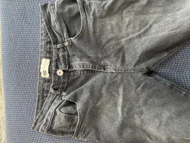calça jeans tng cinza 40 - Foto 3