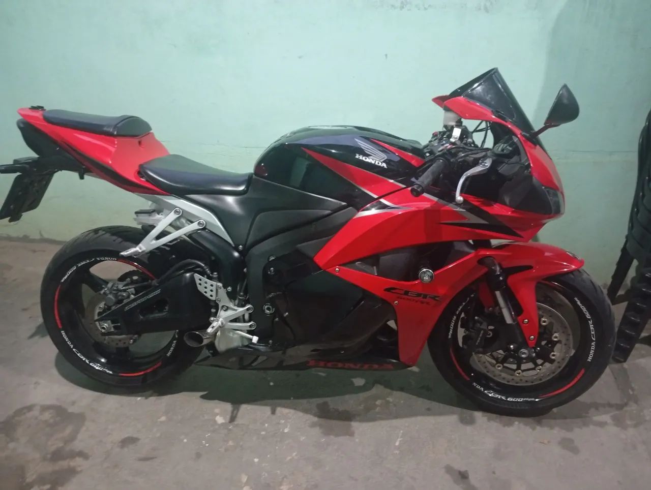 Cbr 600 RR zera - Foto 4