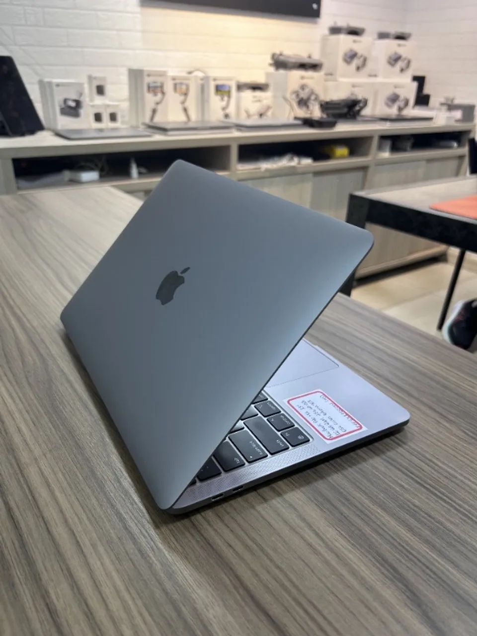 MacBook Pro M1 13