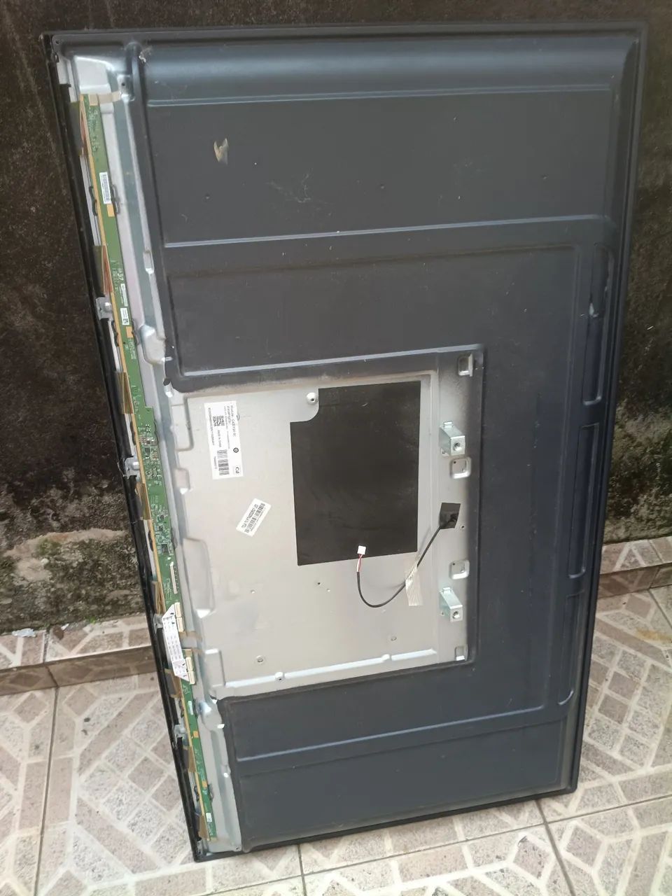 Tv Philco 42 polegadas PTV42G52RCF com tela quebrada para retirada de peças  - Foto 3