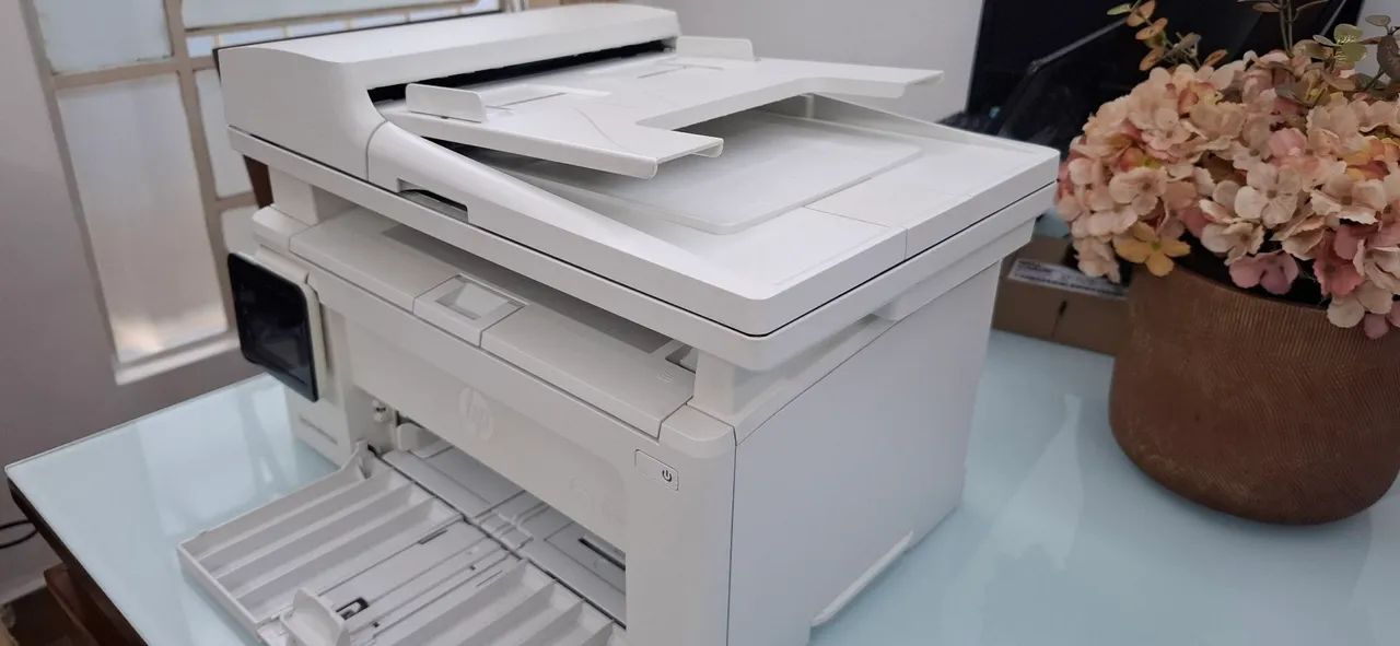 Impressora hp laserjet Pro MFP M 130fw usada - Foto 5