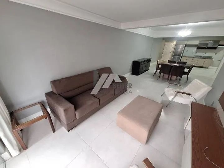 Apartamento 3 quartos para alugar na Av Mauro Ramos