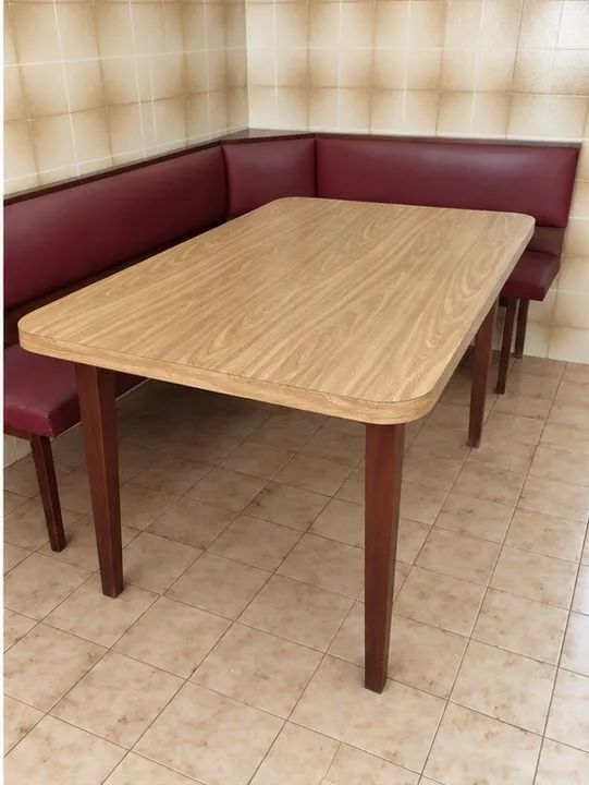 Canto Alemão com Mesa e Cadeiras - Foto 2