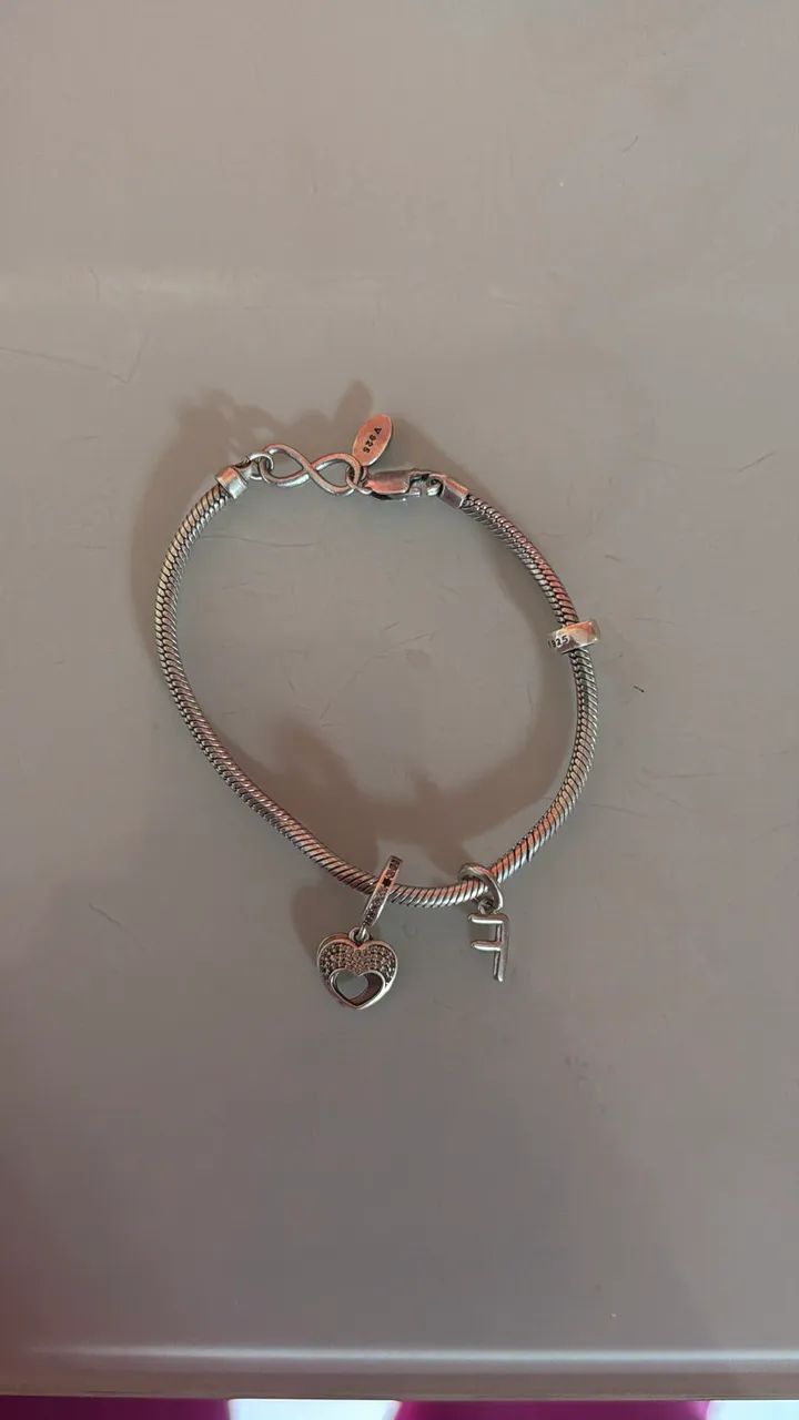 Vendo pulseira da vivara 