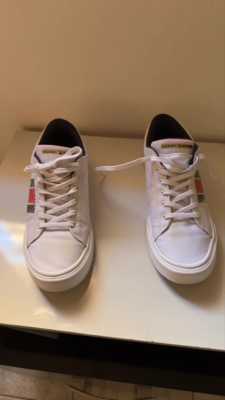 Tênis tommy Hilfiger 