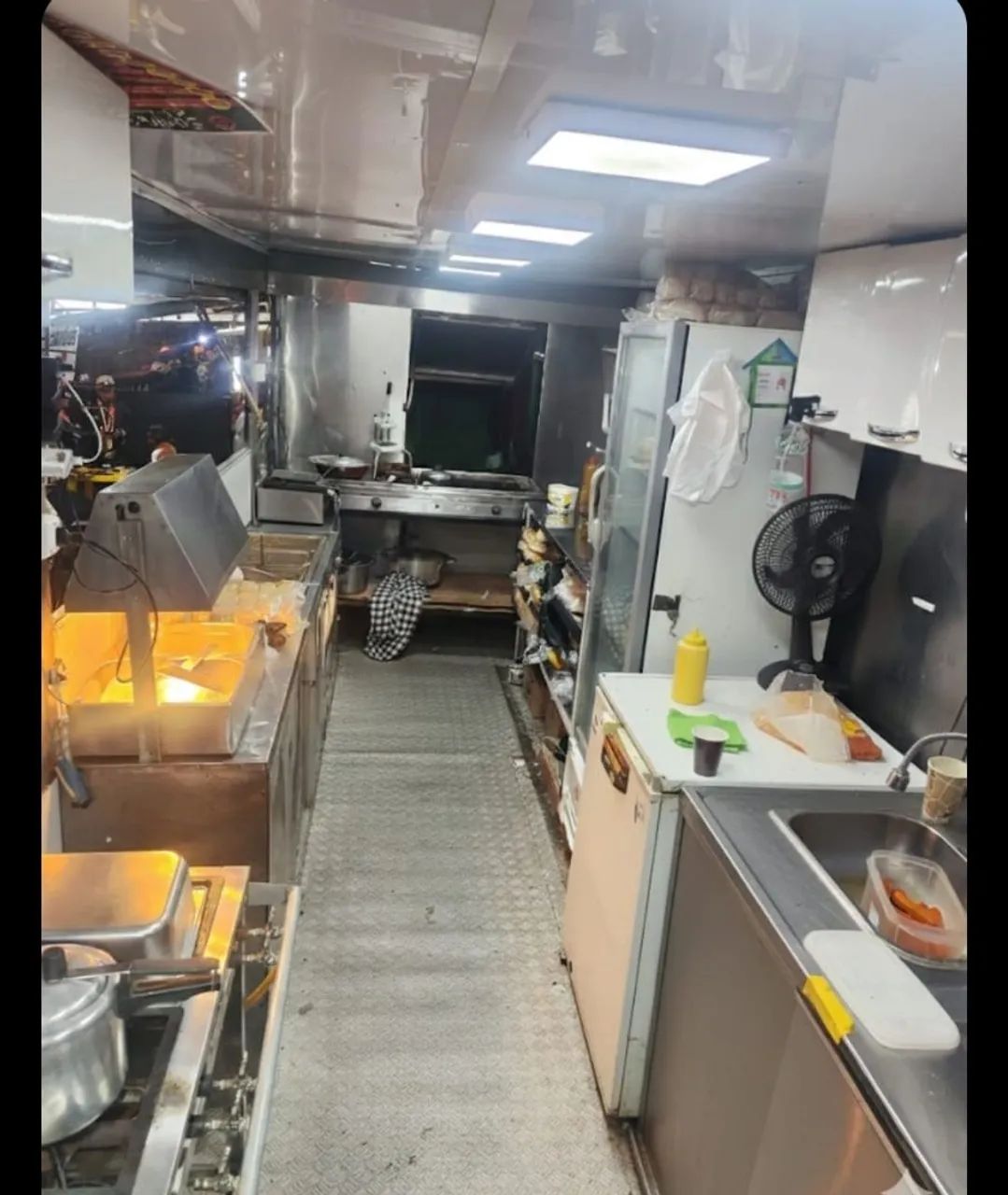 Food truk trucado 6x2 - Foto 2