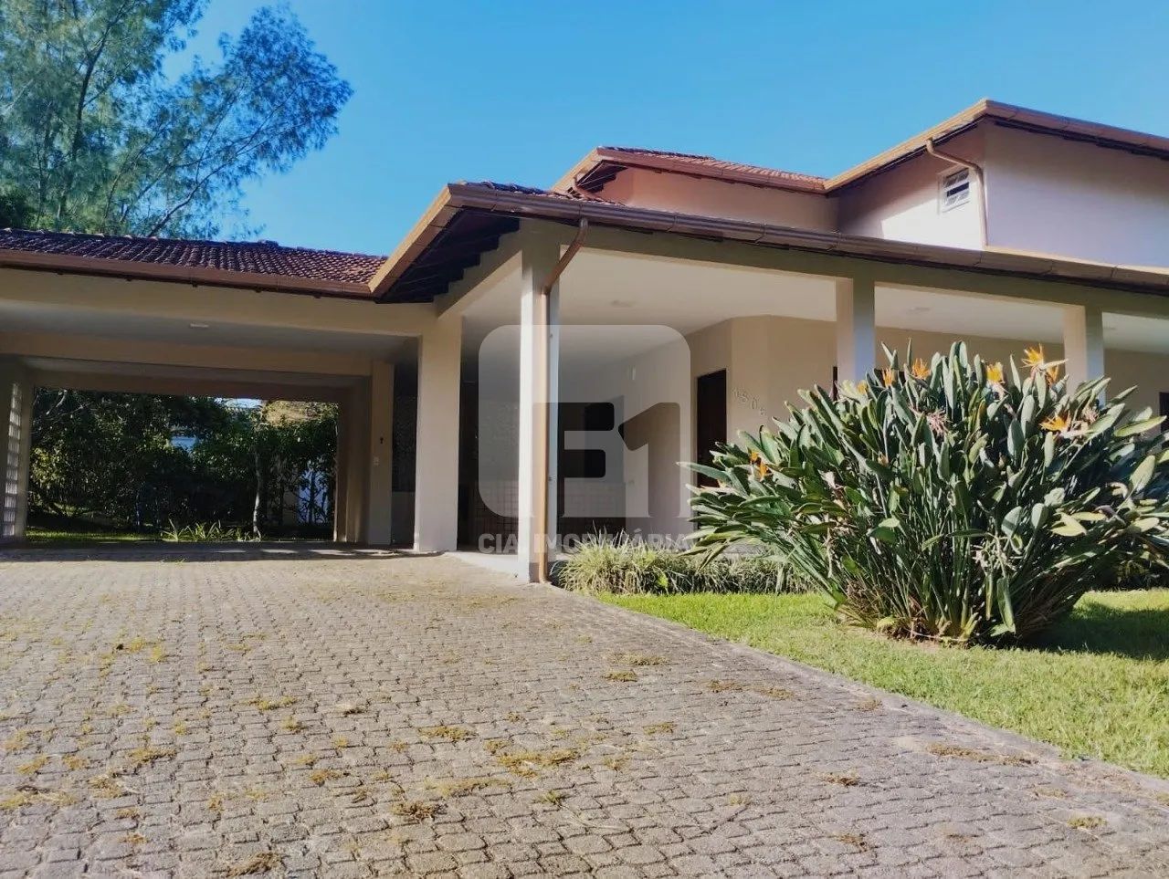 Casa de 4 dormitórios em Ponta das Canas - Foto 2