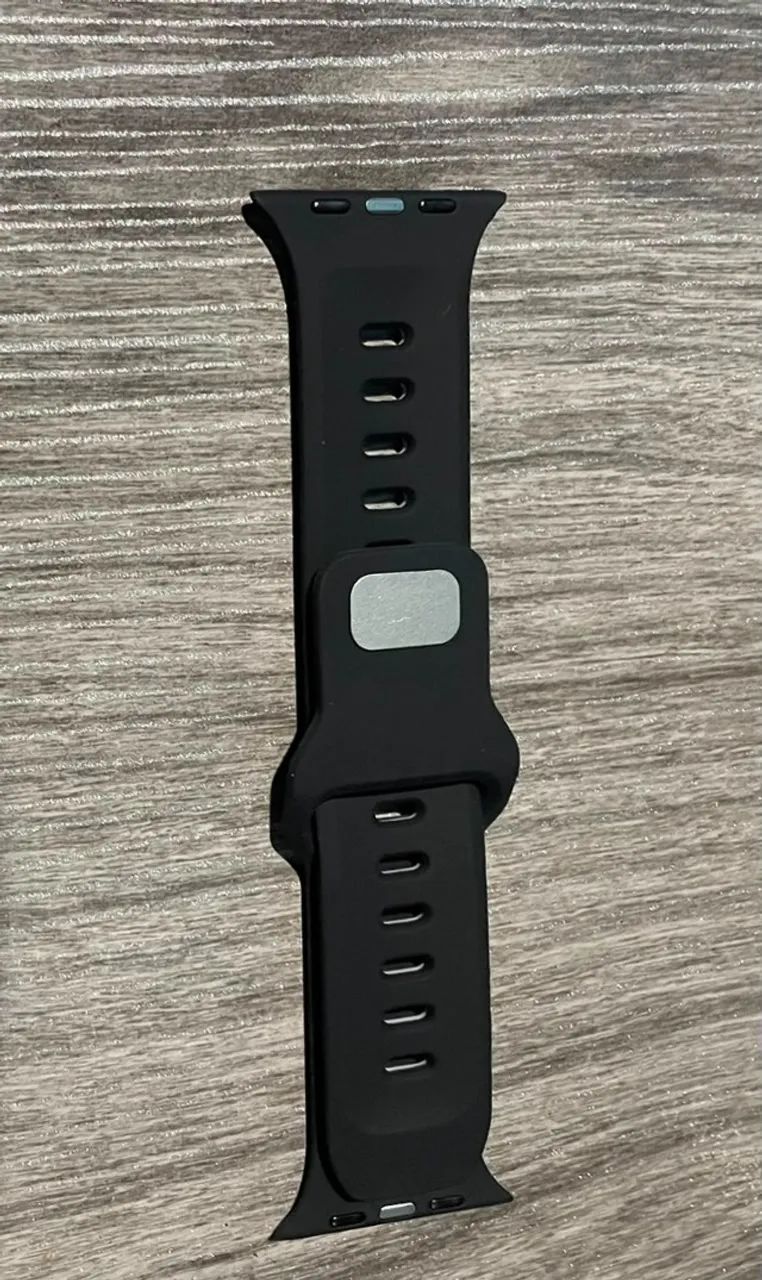 Pulseira Silicone Preta/Cinza para Apple Watch 42/44/45/46/49mm Nova - Foto 3