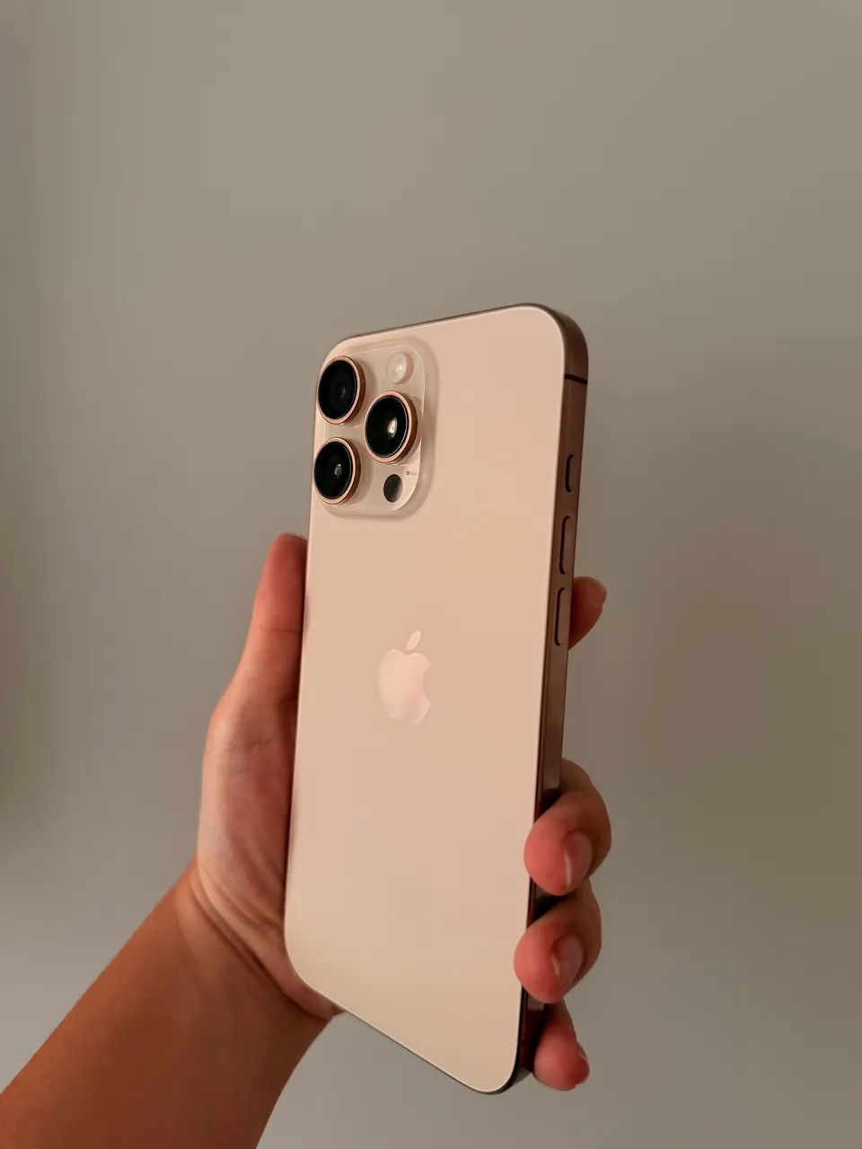 iPhone 16 pro Max  - Foto 2