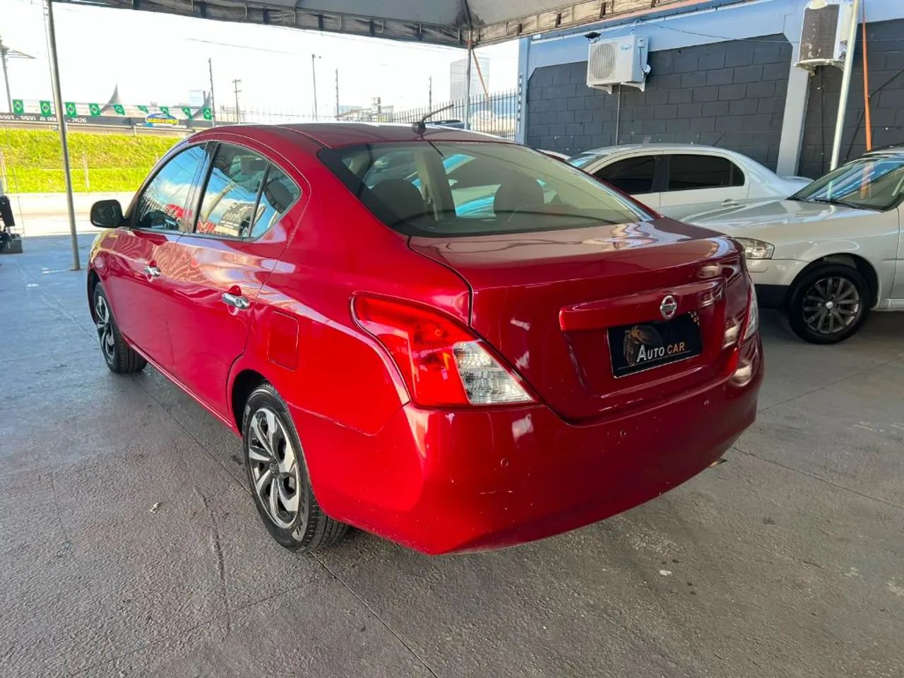 Nissan Versa SV 1.6 16V Flexstart 4P Mec. 2014 - Foto 2